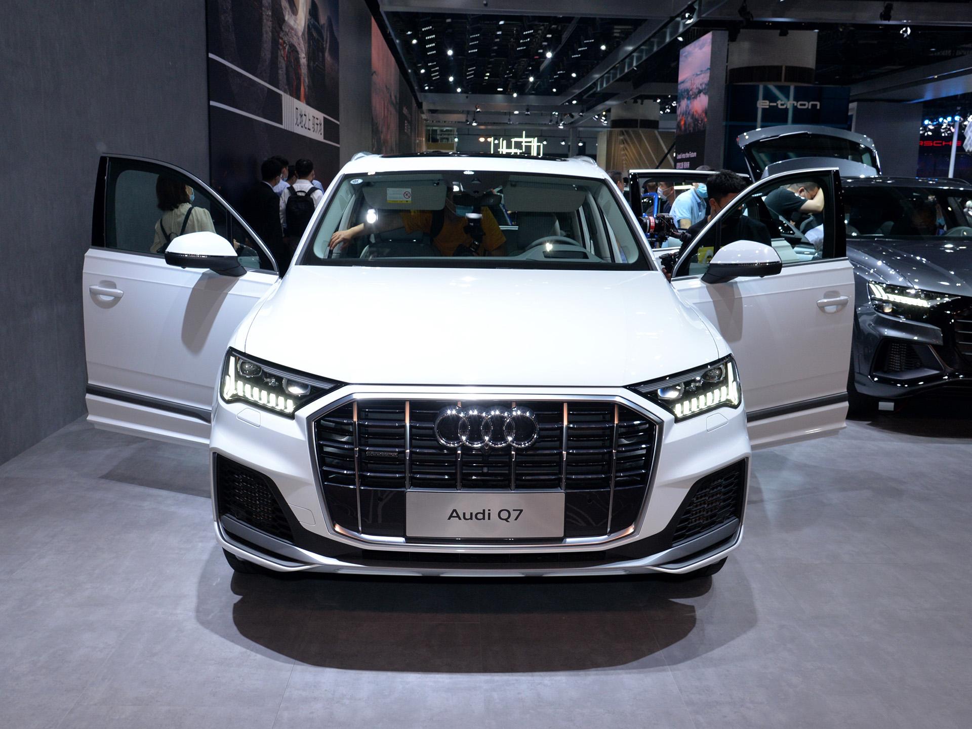平行进口奥迪Q7豪华旗舰版大7座 SUV