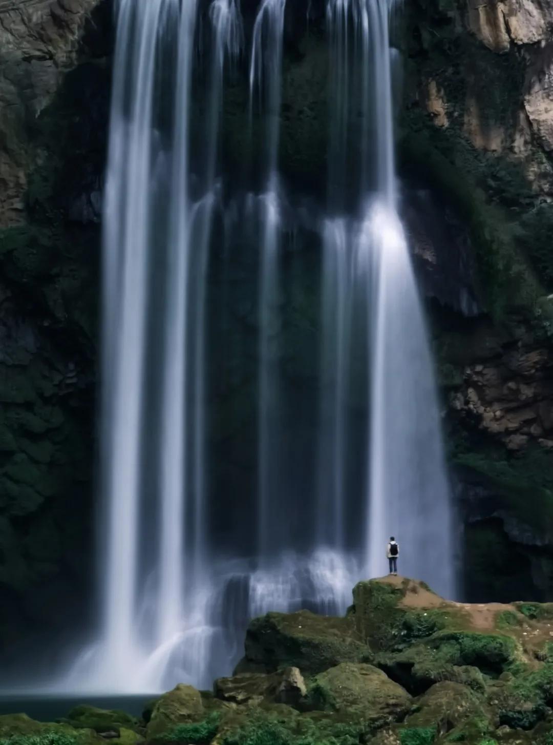 拍摄瀑布技巧（手机拍出瀑布和水流好看照片的教程）