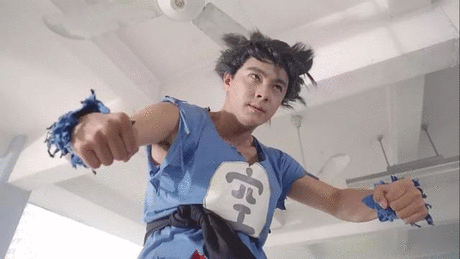 当年为了对抗周星驰，王晶找来了四大天王，片子虽“烂”却能大赚