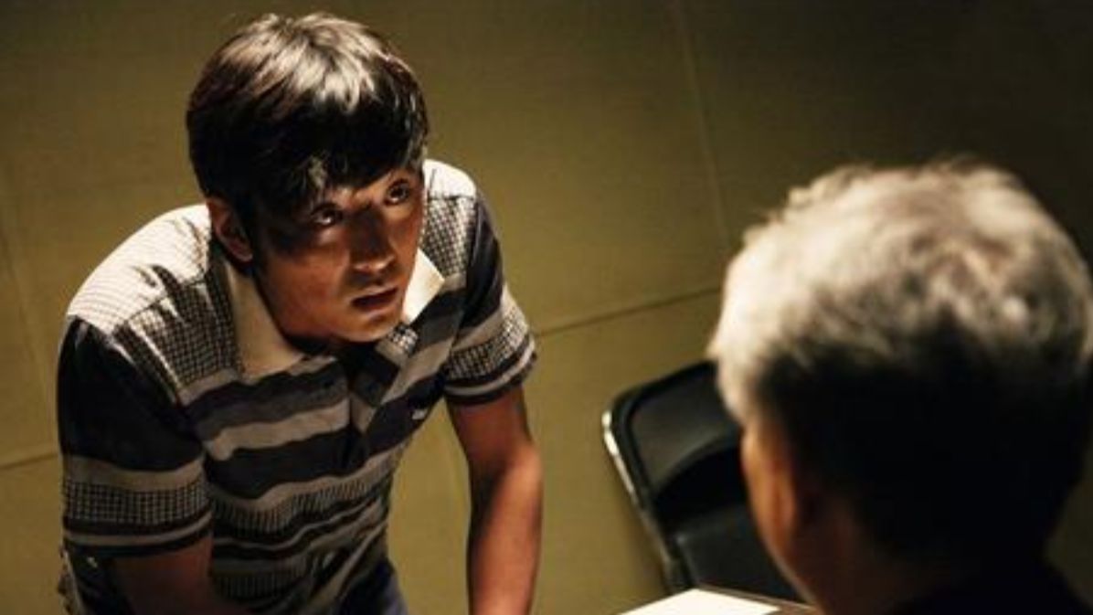 韩国最悲怆的犯罪电影，凶残杀手超越崔岷植的《看见恶魔》