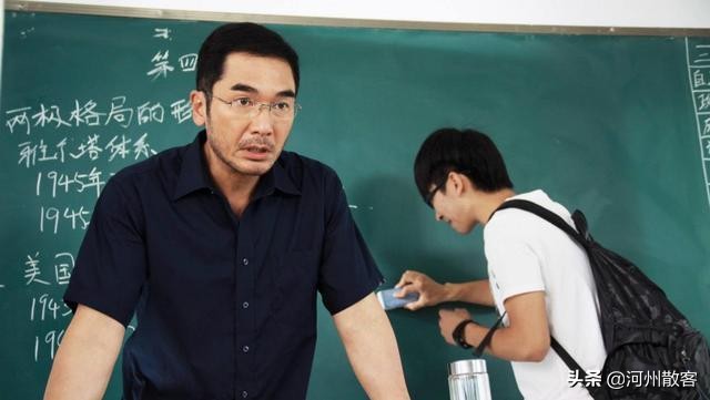 没有硝烟的战场，寒门学子命运的转折点，一部改变家长思维的电影