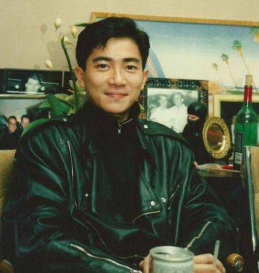1993年，一代歌神陈百强意外死亡，你以为抑郁离世，其实另有隐情