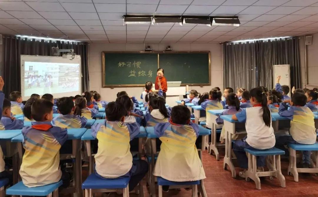 树魂立根 务实前行 延川县城关小学2020——2021学年度第一学期工作总结