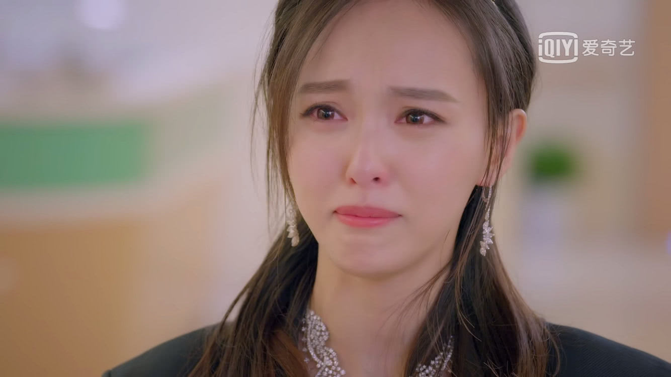 克拉恋人剧照(再看《克拉恋人》才发现迪丽热巴虽然美,却不如唐嫣耐看