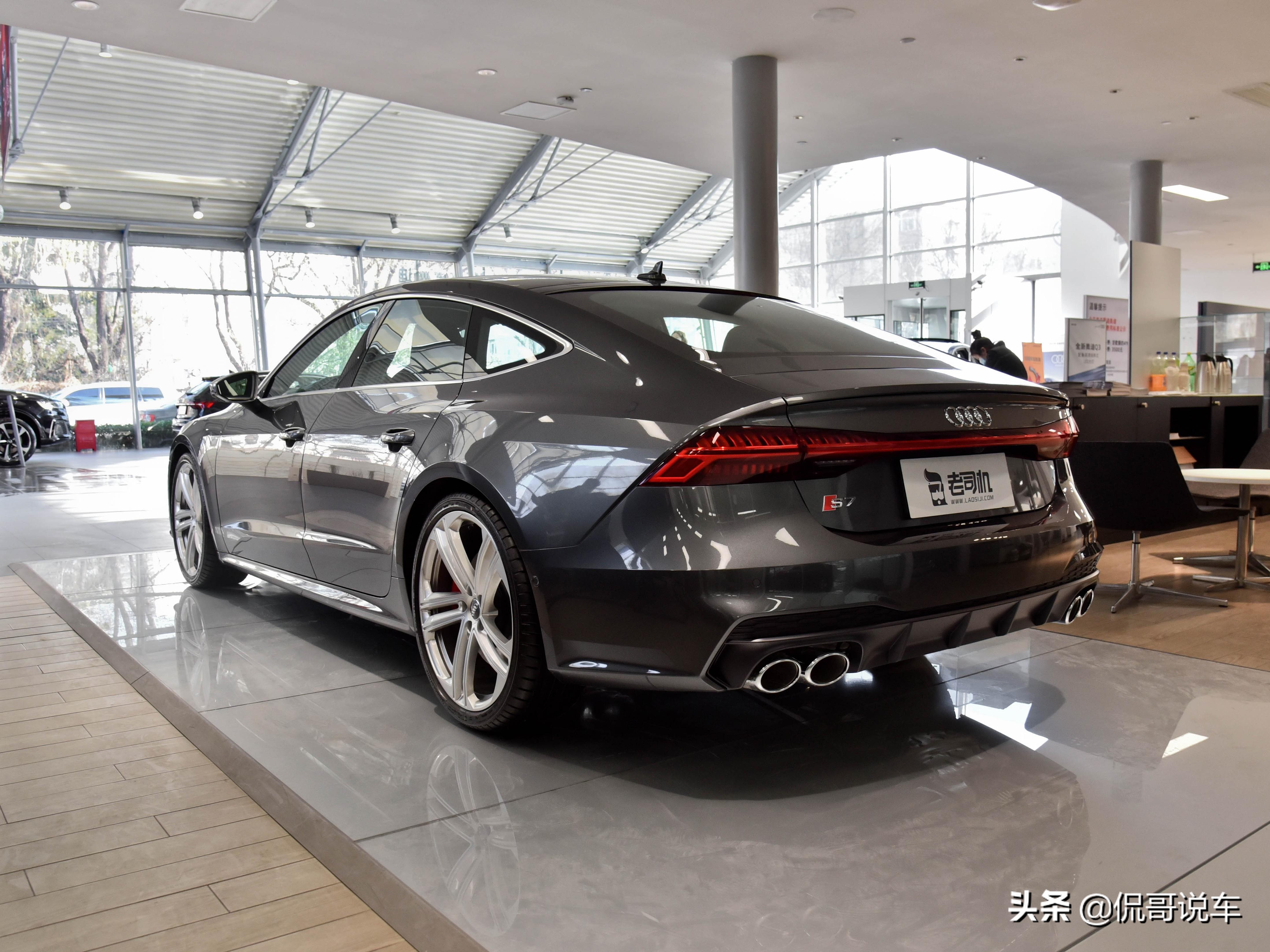 V6双涡轮，奥迪强悍四驱，高端进口的高性能轿车，实拍奥迪S7