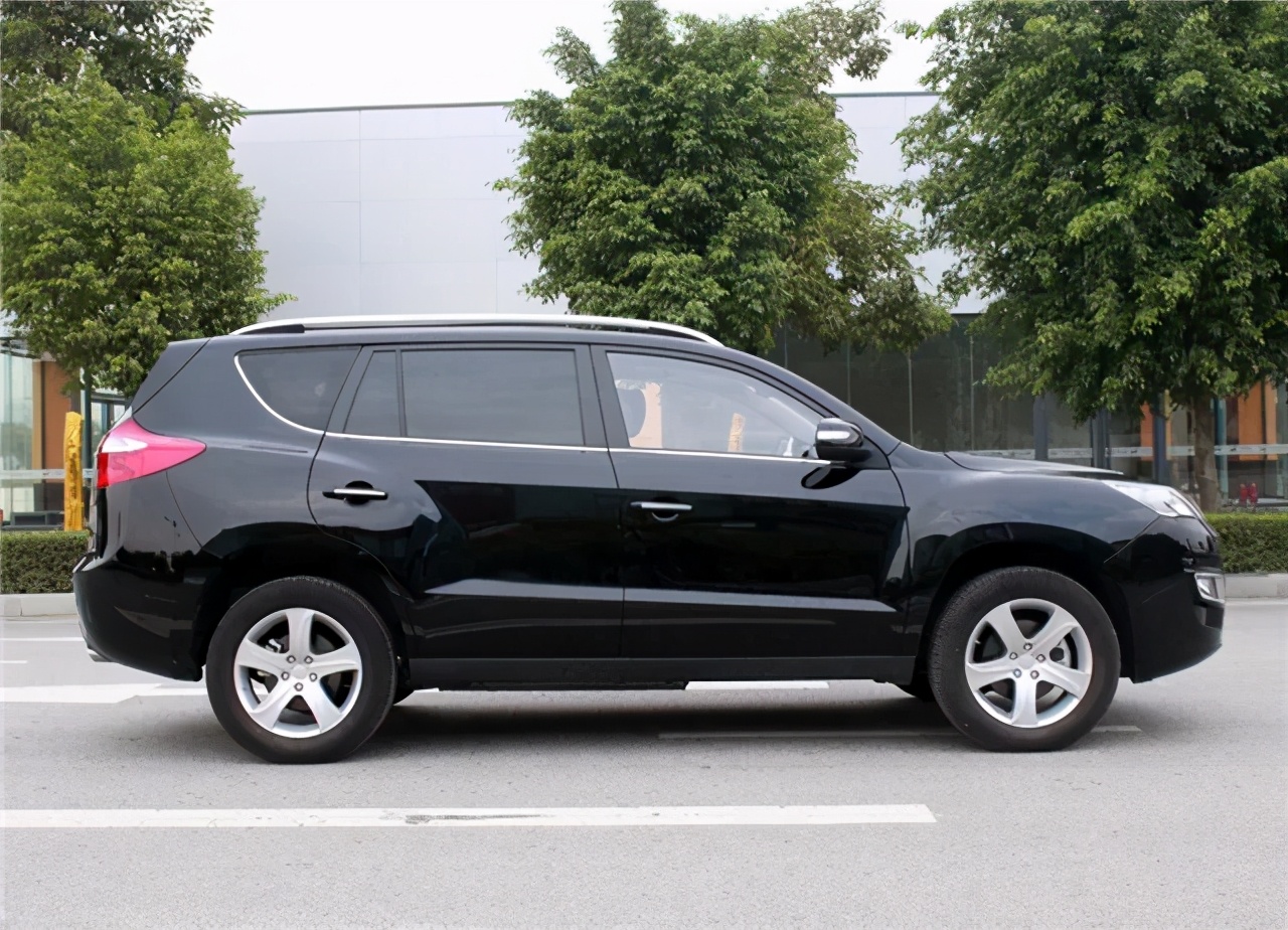 车300：盘点最短命的车型，曾月销4万，上市不到两年就停产