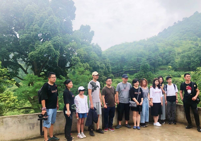 王昱珩：清华毕业不上班，带女儿逃课旅行，追求自己想要的生活