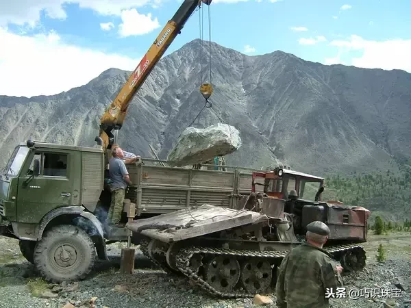 带你探索:14个月深入俄罗斯碧玉矿场——萨扬山脉