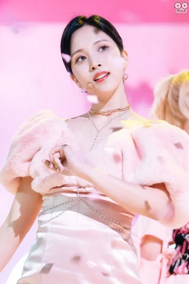 TWICE各成员续约可能性公开!子瑜-Mina恐不续约?