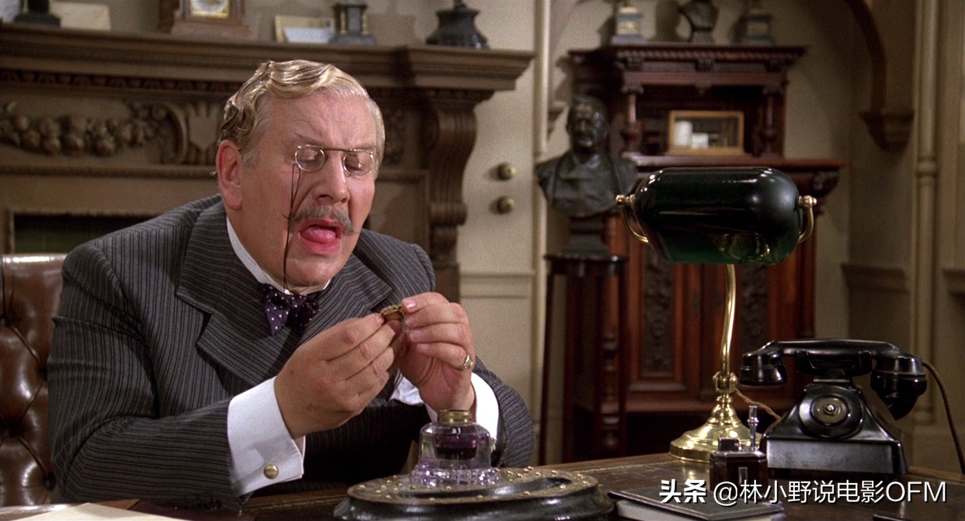 《阳光下的罪恶》女主角是邦女郎，男配是“查泰莱夫人的情人”