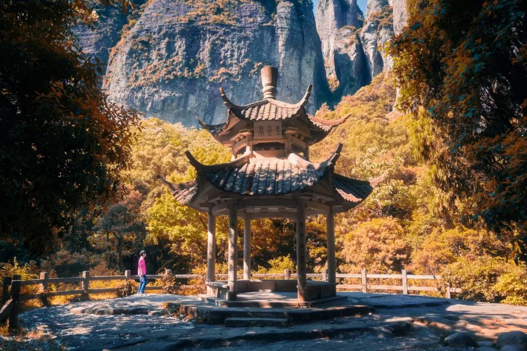 颜值爆表的小城,奇山不输黄山,秀水叫板桂林,绝对值得一去