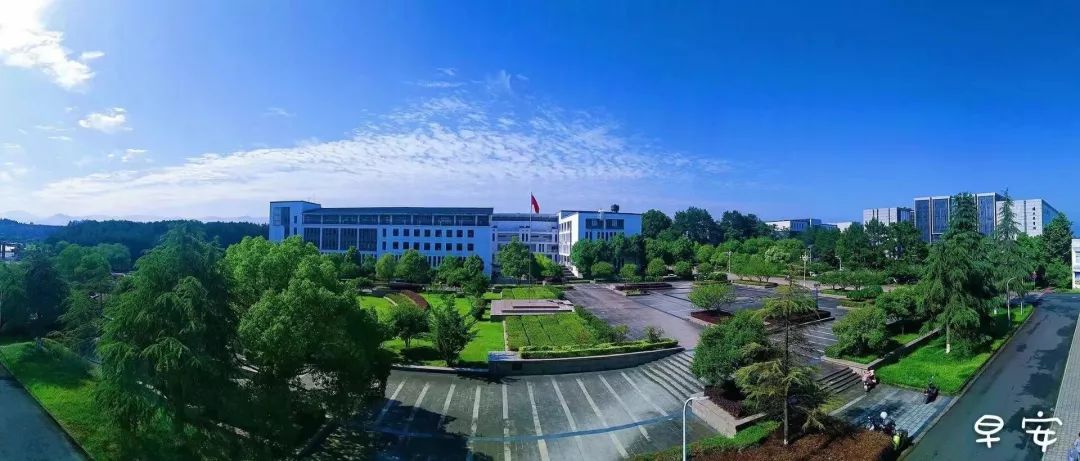 这三所二本大学的含金量很高，接近一本线的考生可以报考