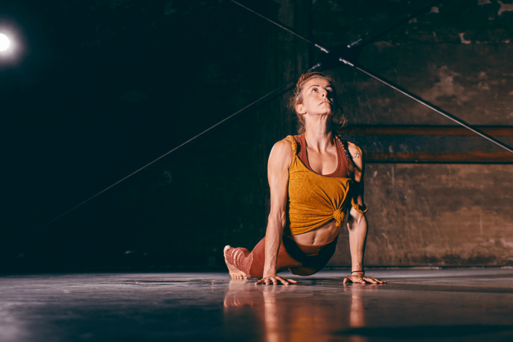 模仿野兽能长肌肉？别叫它五禽戏，请叫它“动物流”