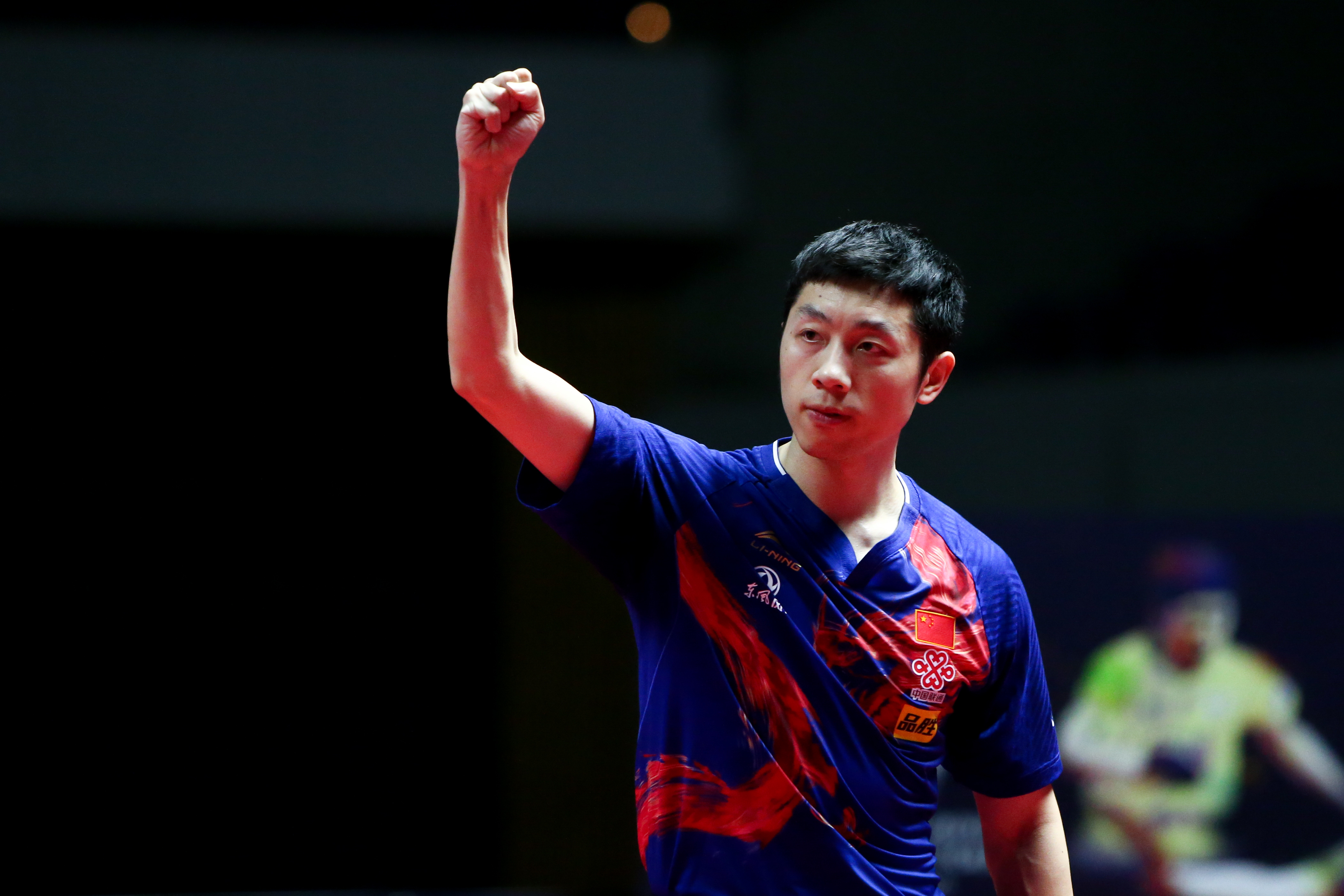 第六个是许昕在2019年取得了神奇的表现,当时他三线作战连夺三冠,成为