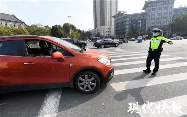 后排乘客不系安全带，一省开罚