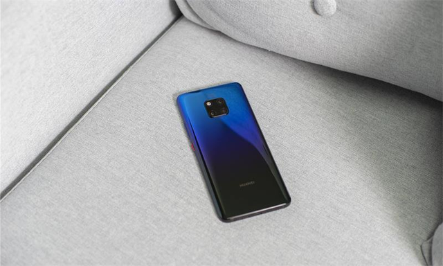 华为手机畅享10华为mate30入手评价