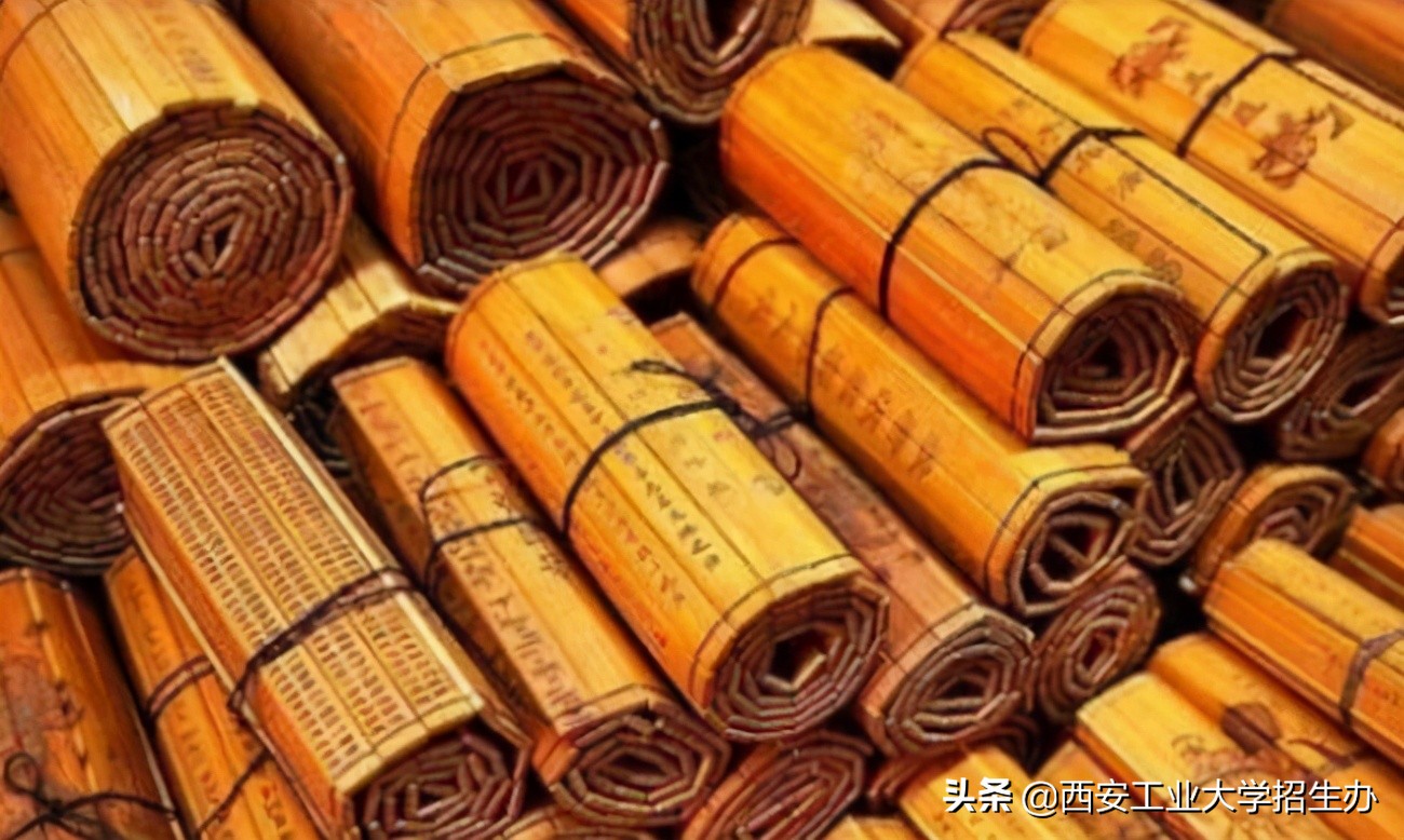 填报志愿必看！今年这些热门专业，就业好、薪资高，引起考生关注