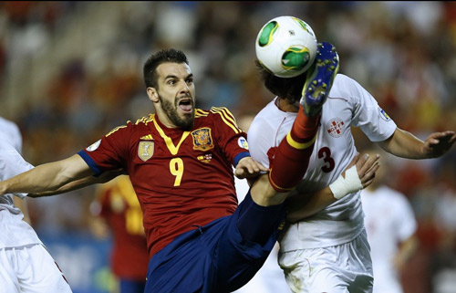 2012年西班牙国家队阵容，三新人加入夺冠行列，你还记得多少？