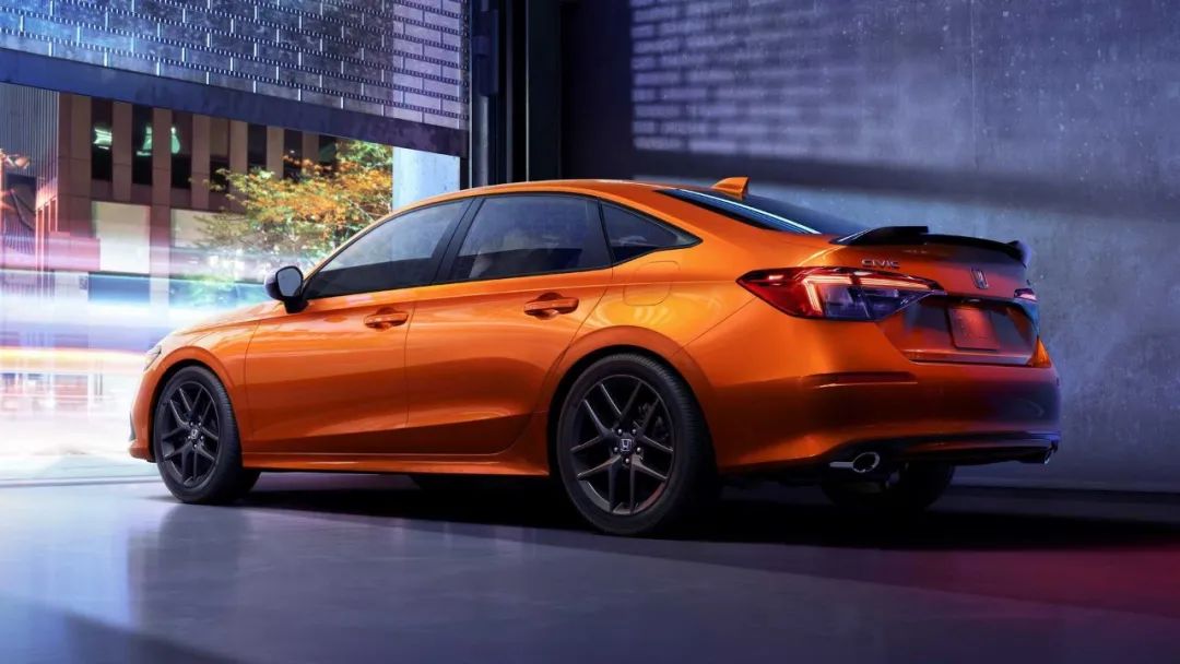 全新宝马M135i xDrive官图发布；大众T-ROC探歌新车型上市