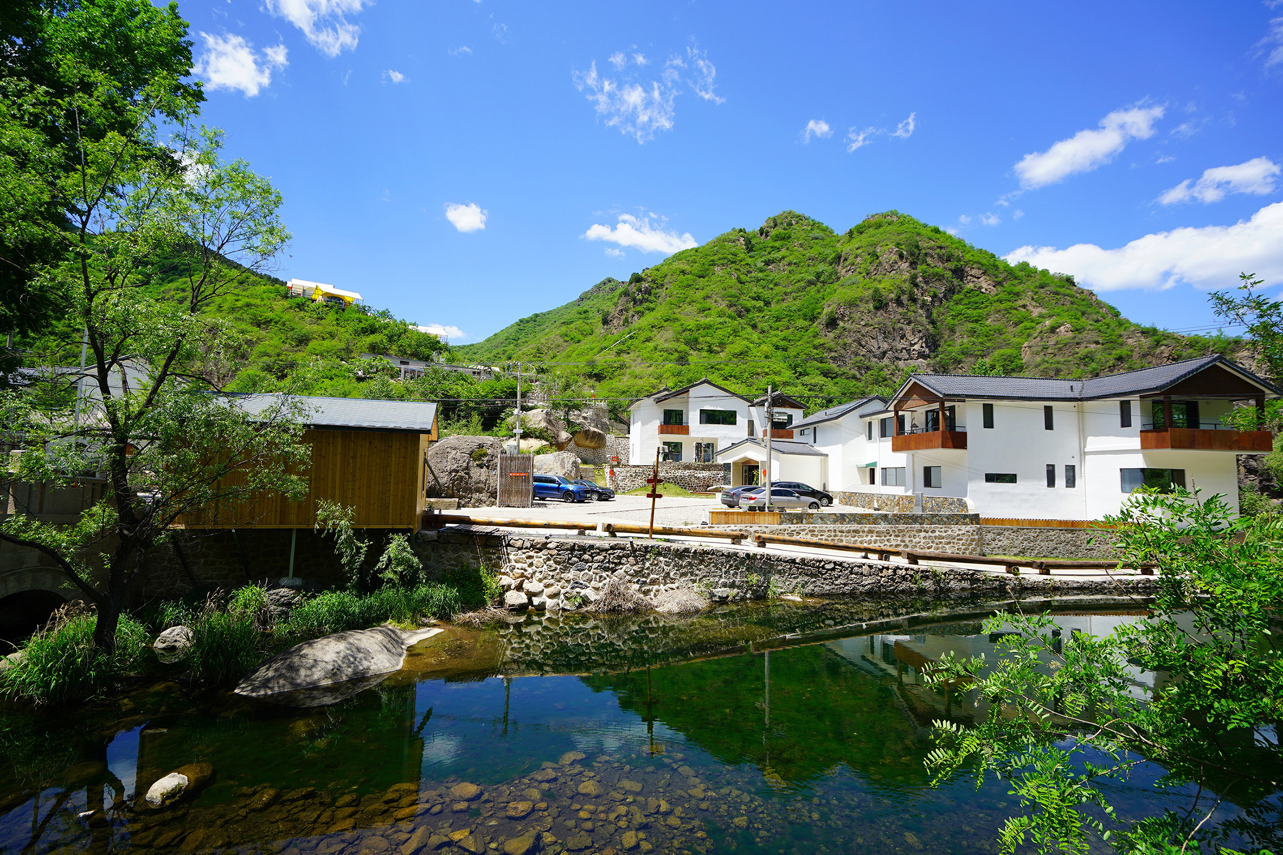 雾灵山住宿(北京自驾2小时达,《民宿里的中国》拍摄地雾灵山居泡泡屋)