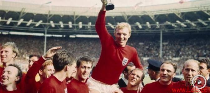 94年世界杯捧杯是哪位队员（世界杯冠军队长-金杯捧杯人）