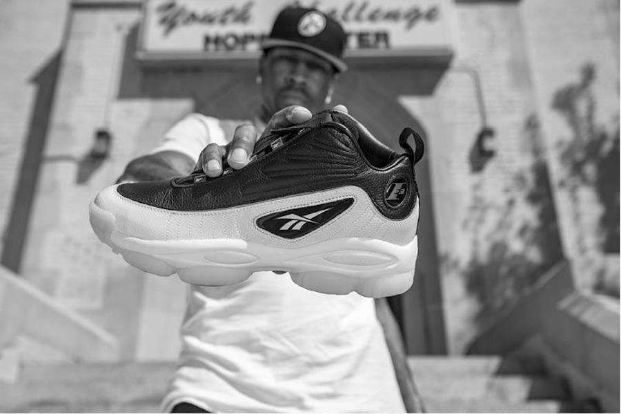 以前nba球鞋品牌有哪些（NBA走过73年，从匡威到阿迪耐克两家独大！球鞋故事你知道多少？）