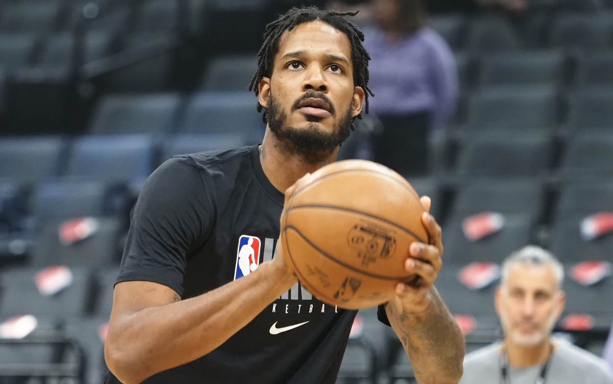 艾灵顿谈加盟湖人(阿里扎,艾灵顿正式加盟湖人,紫金军团将变得再无