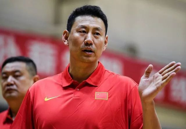 李楠为什么复出nba(深度分析：杜锋凭啥取代李楠？不外乎四个原因，有无奈也有尝试)