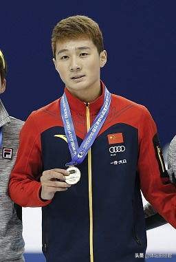 中国第一金诞生！任子威战术成功1500米夺冠 击败两韩国世界冠军