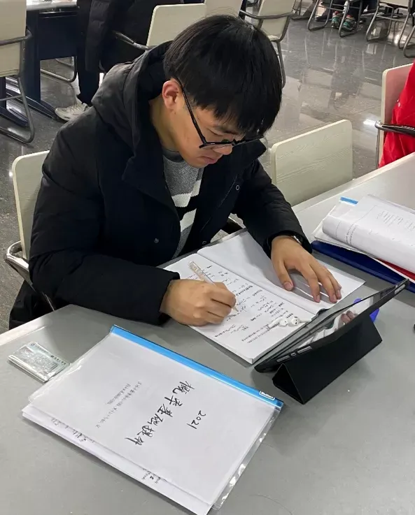 有颜有才！辽宁这15位学霸来自同所大学，还拥有同一“特殊身份”