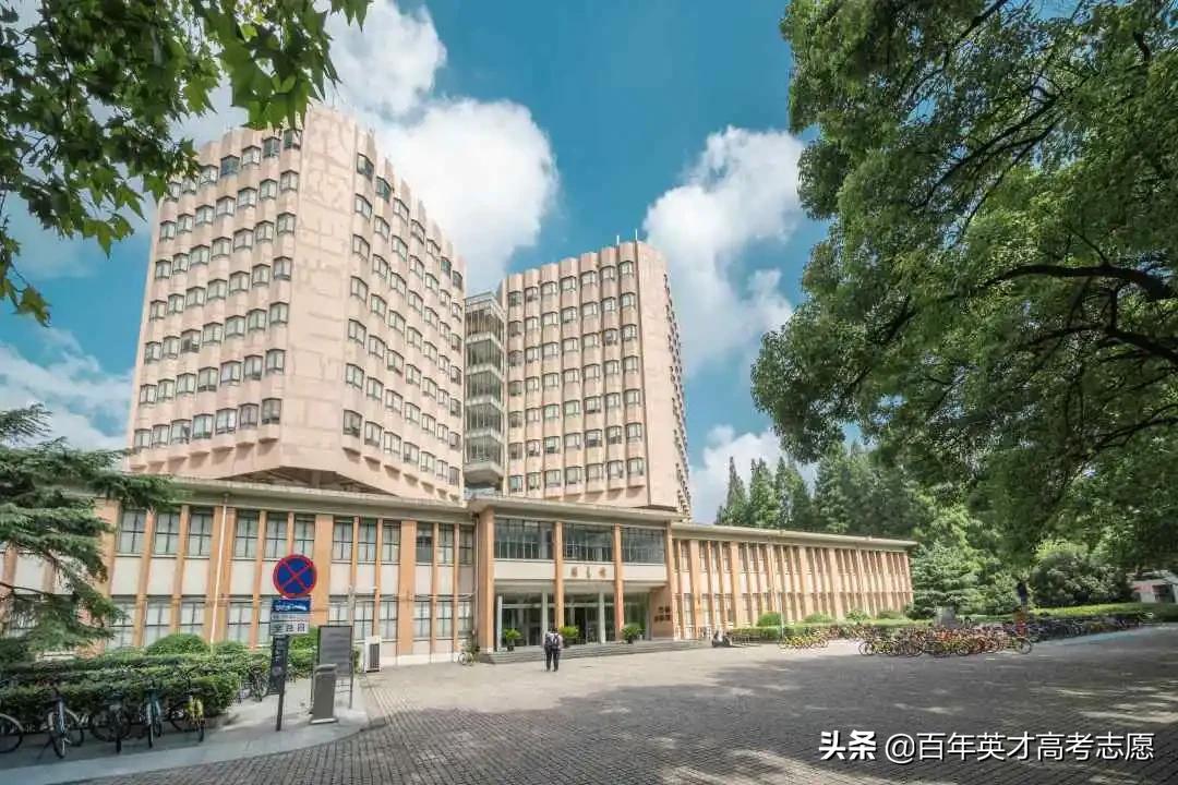 大学也有“外号”？看哪所大学能凭借“绰号”笑傲江湖