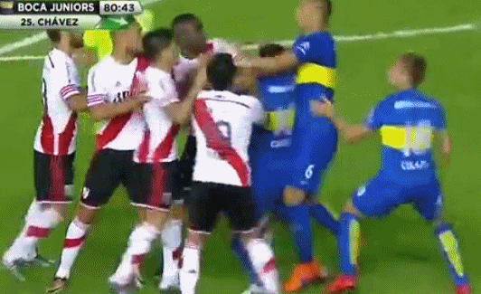 博卡青年和河床的主场（为什么说博卡VS河床，是地球上最火爆的德比？看完你就懂了）