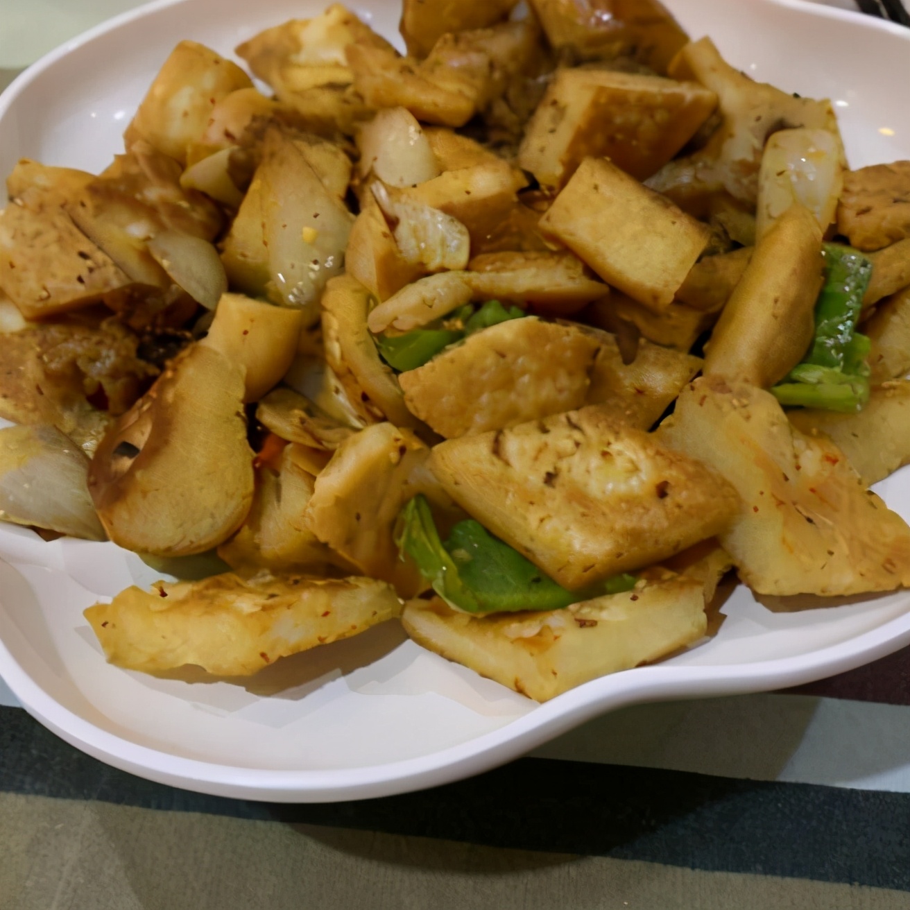 登上央视！全北京饭最好吃的大学“火”了，每天限量供应！