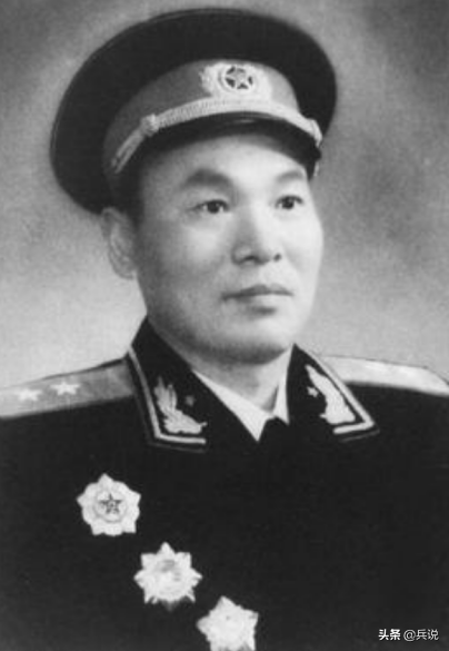 班长当开国中将，班里2个战士成上将，不改称呼喊