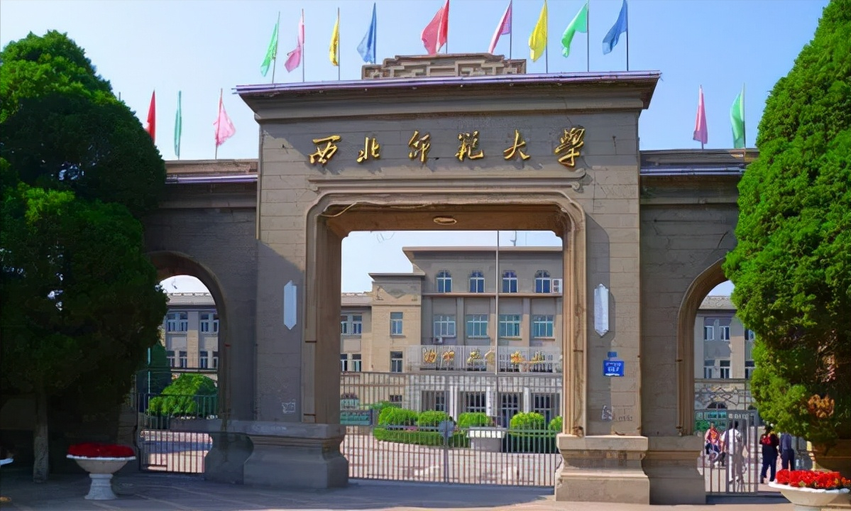 果断收藏！这18所“双非”高校美术专业实力不输“双一流”大学