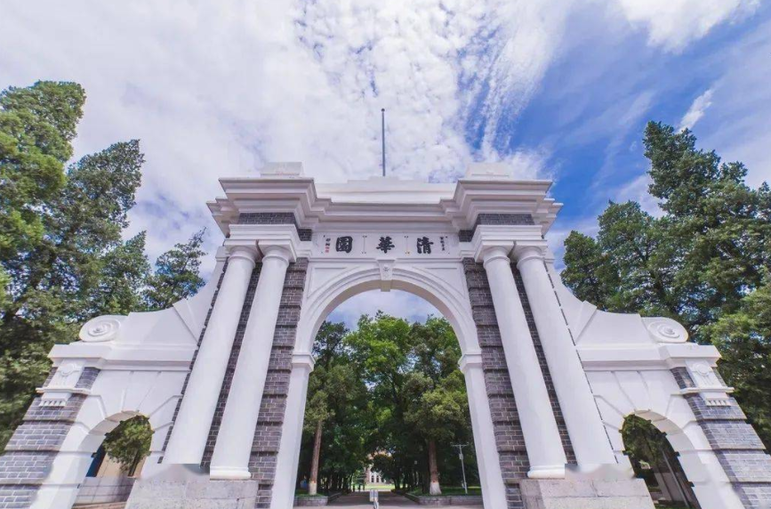 高考再现“黑马大学”，明明是二本院校，投档线却仅次于清北