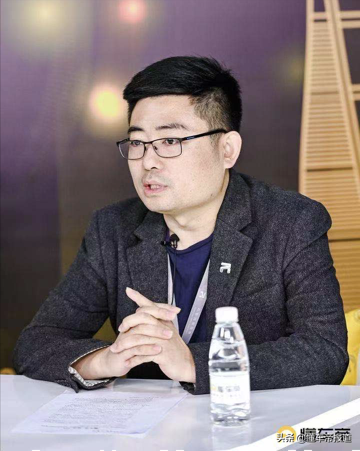 对话|R汽车姜辉：周董成品牌代言是用户选出，新物种ES33明年上市