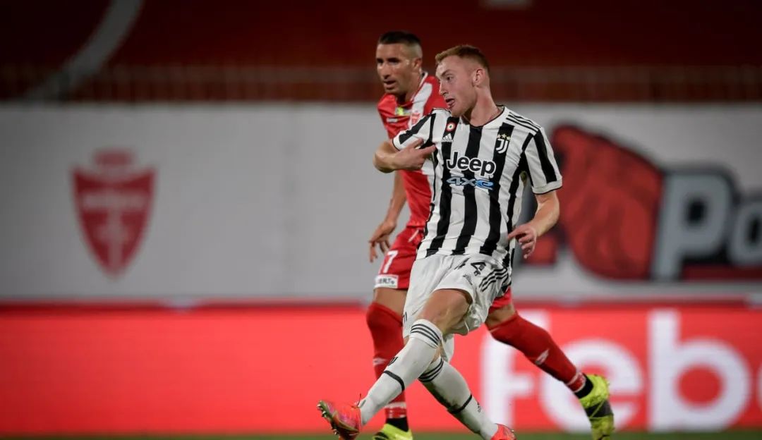 若热将在周四到达都灵城报道（尤文战胜蒙扎捧起贝卢斯科尼杯，桑托斯锋线新星将以300万欧加盟）