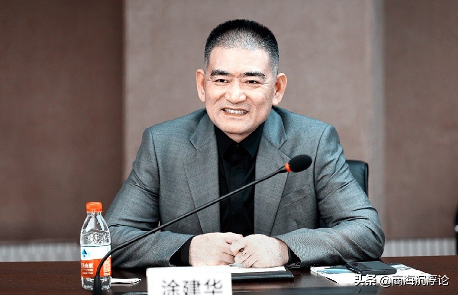 重庆2021富豪榜大洗牌，7人身价超百亿元，3张新面孔进入前十强