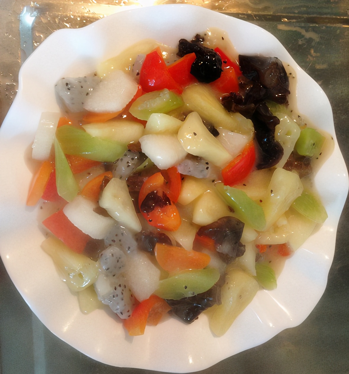 馋哭了！上海学校食堂里深藏不露的特色美食