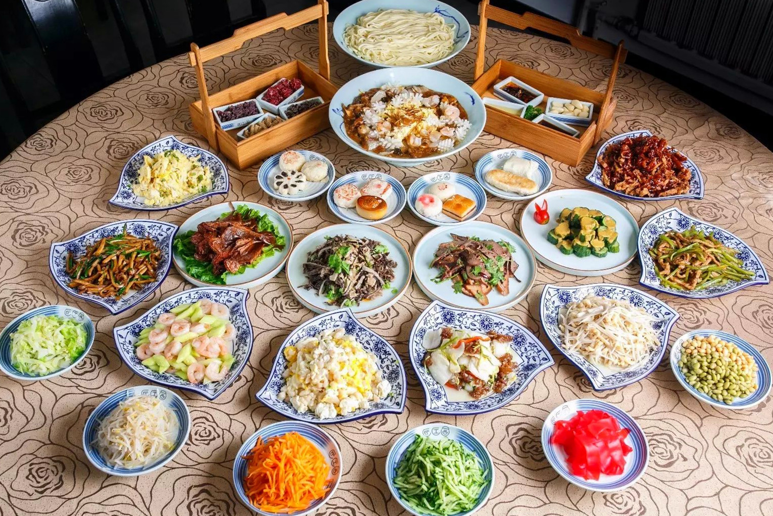 中国25个地方的面条做法，小众但美味，看看有你家乡的面条吗？