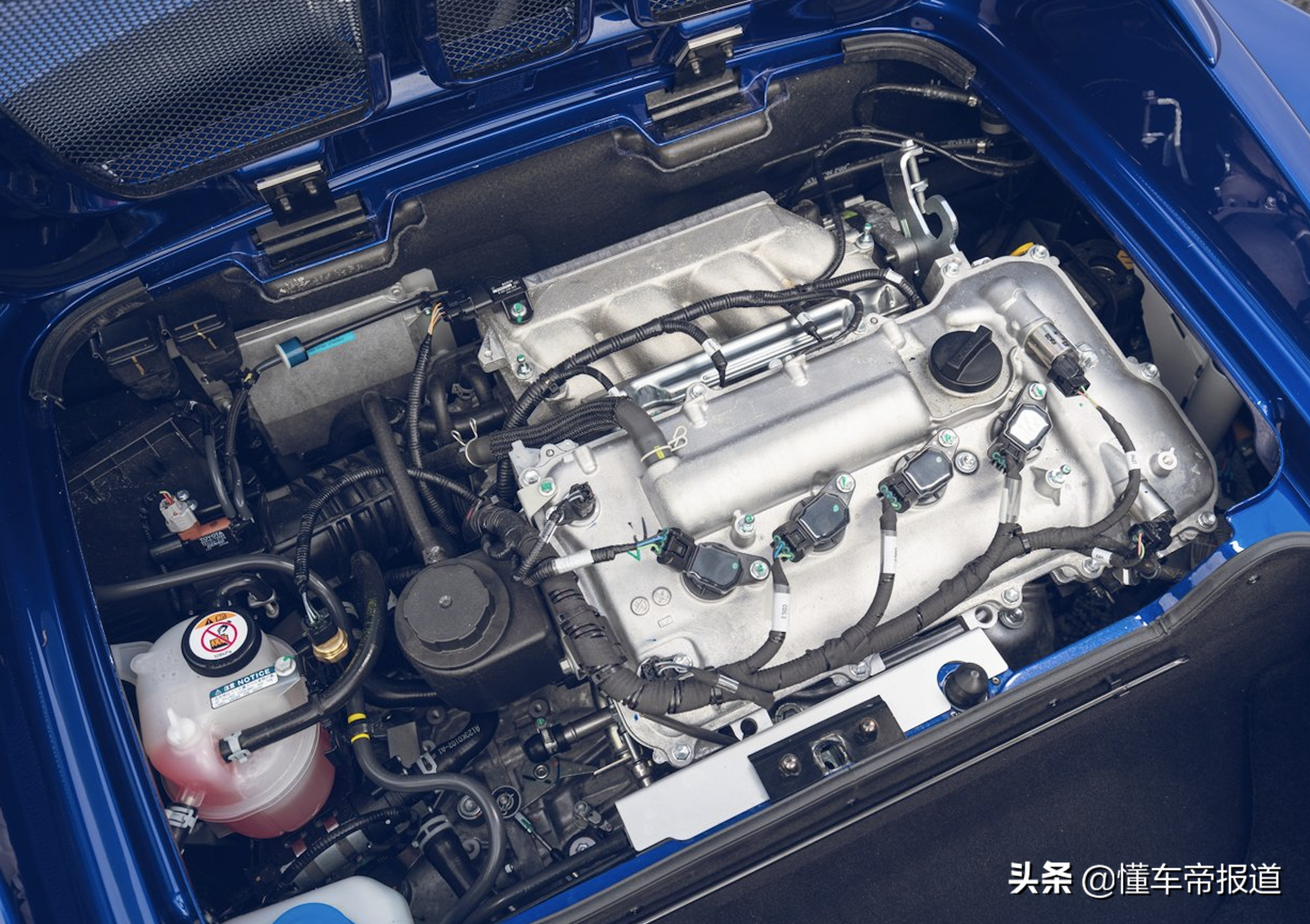 新车｜告别二重奏，吉利集团路特斯两款最终版跑车发布