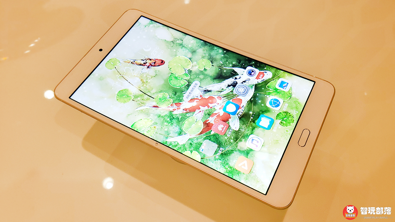 荣耀waterplay 8英寸版评测:一款能在矿泉水瓶里游泳的平板电脑