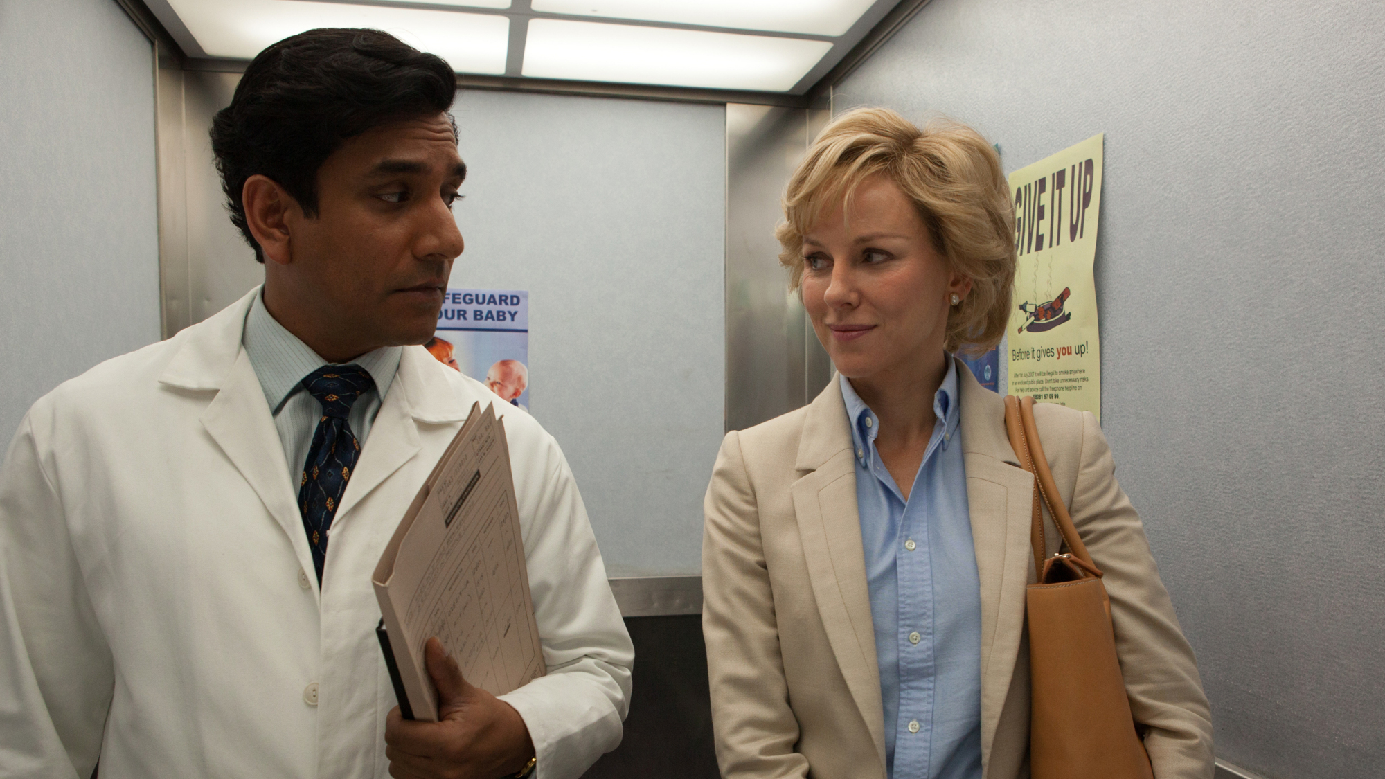 懂得微笑沟通的人，人生经常的都不差