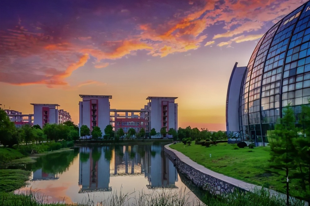 武汉纺织大学合并新闻「武汉纺织大学合并最新消息」