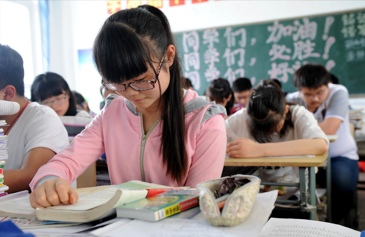 全国重点高中排名出炉，衡水中学仅排第2，榜首当之无愧