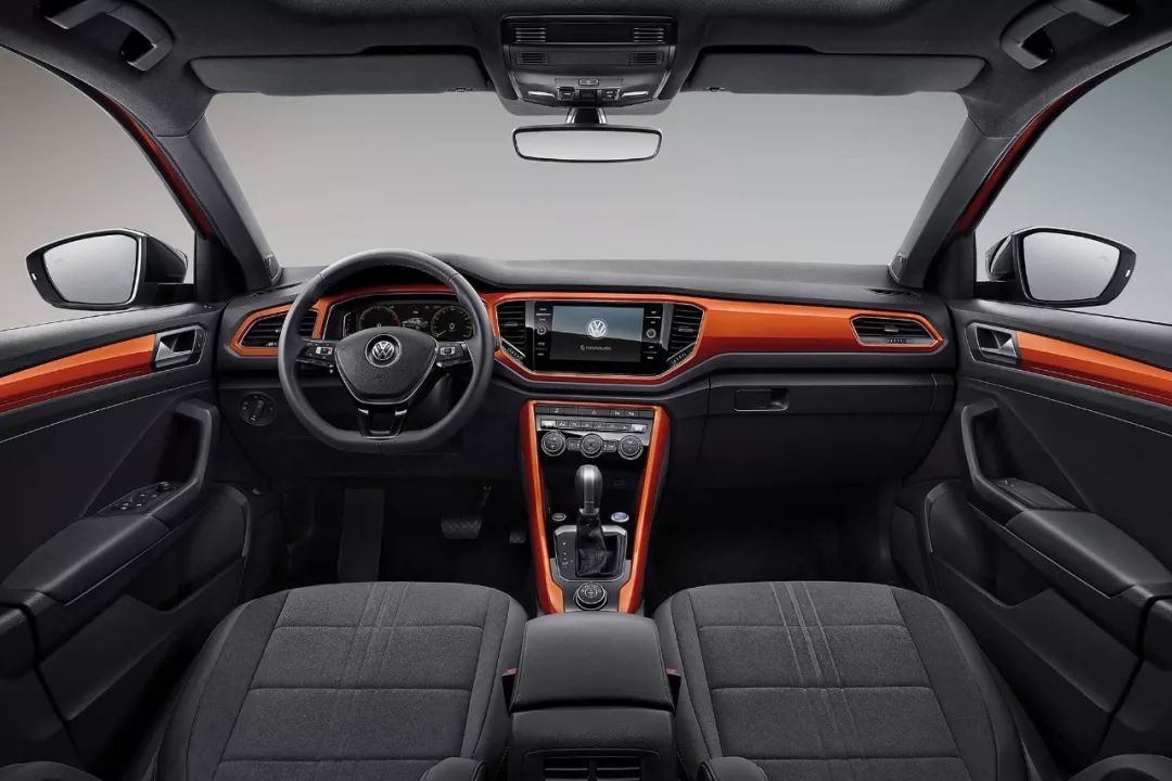 大众专为年轻人打造，这款SUV月销过万，明年引进敞篷版
