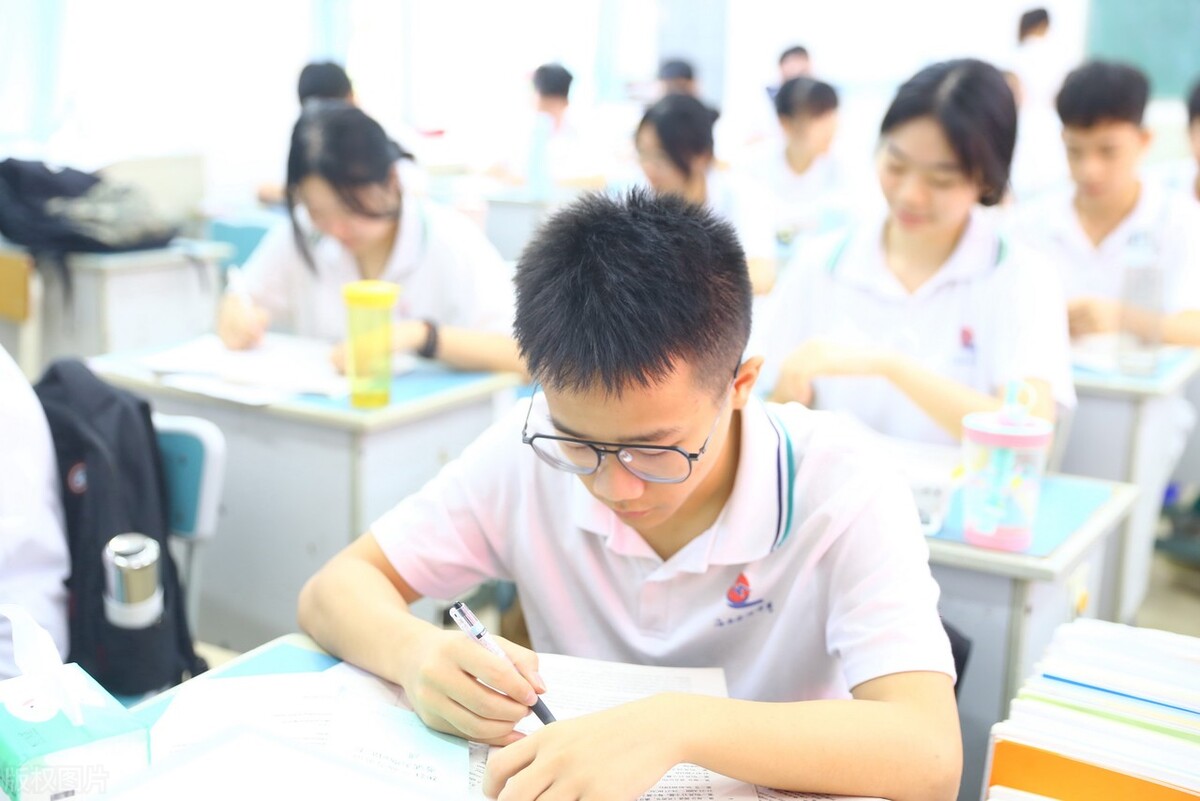 2022美术高考 中央美术学院2021年招生录取标准及文化控制线