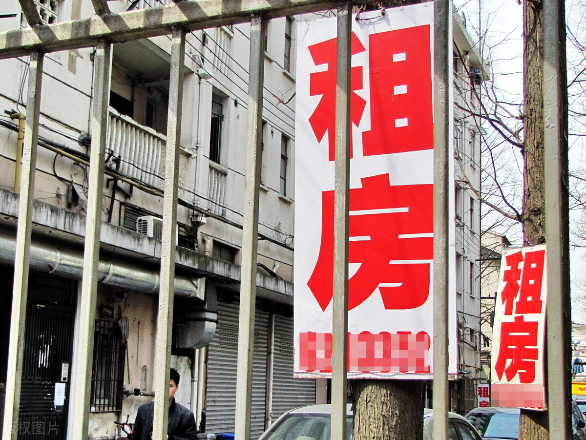 “老板，我的才华配不上现在的工资，但请相信我，它正在疯狂贬值中！”