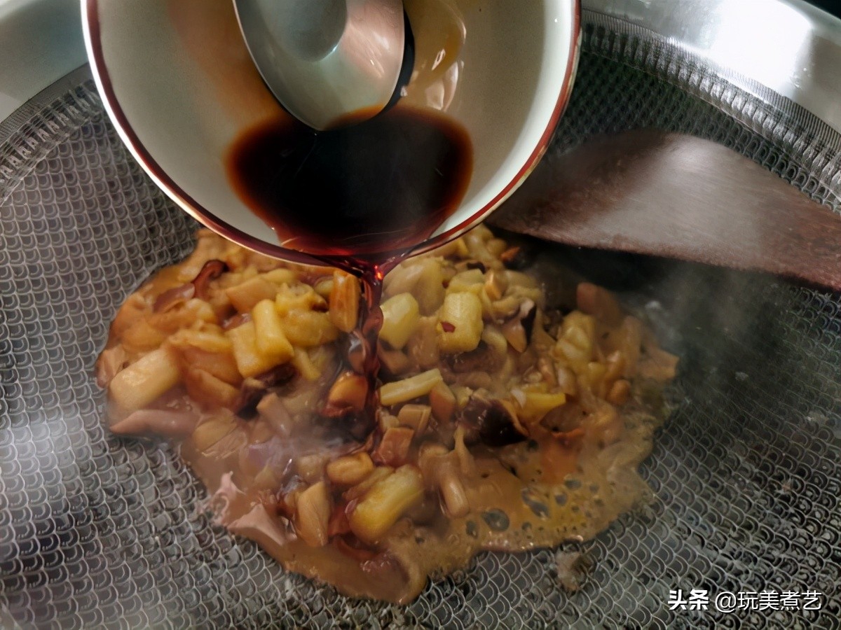 茄鲞的做法（复刻红楼梦里的文学美食之一茄鲞）